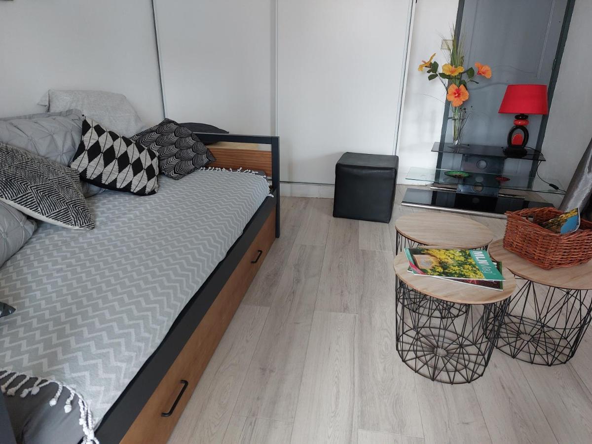 Home Tranquille Dans La Cite Du Mimosa - 2 Etoiles - Axelle Loc'Appart มองเดอลิเยอลานาปูล ภายนอก รูปภาพ